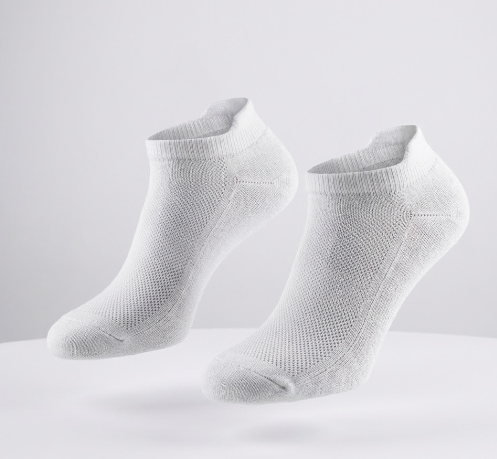Bamboo Performance Sneaker Socks – White